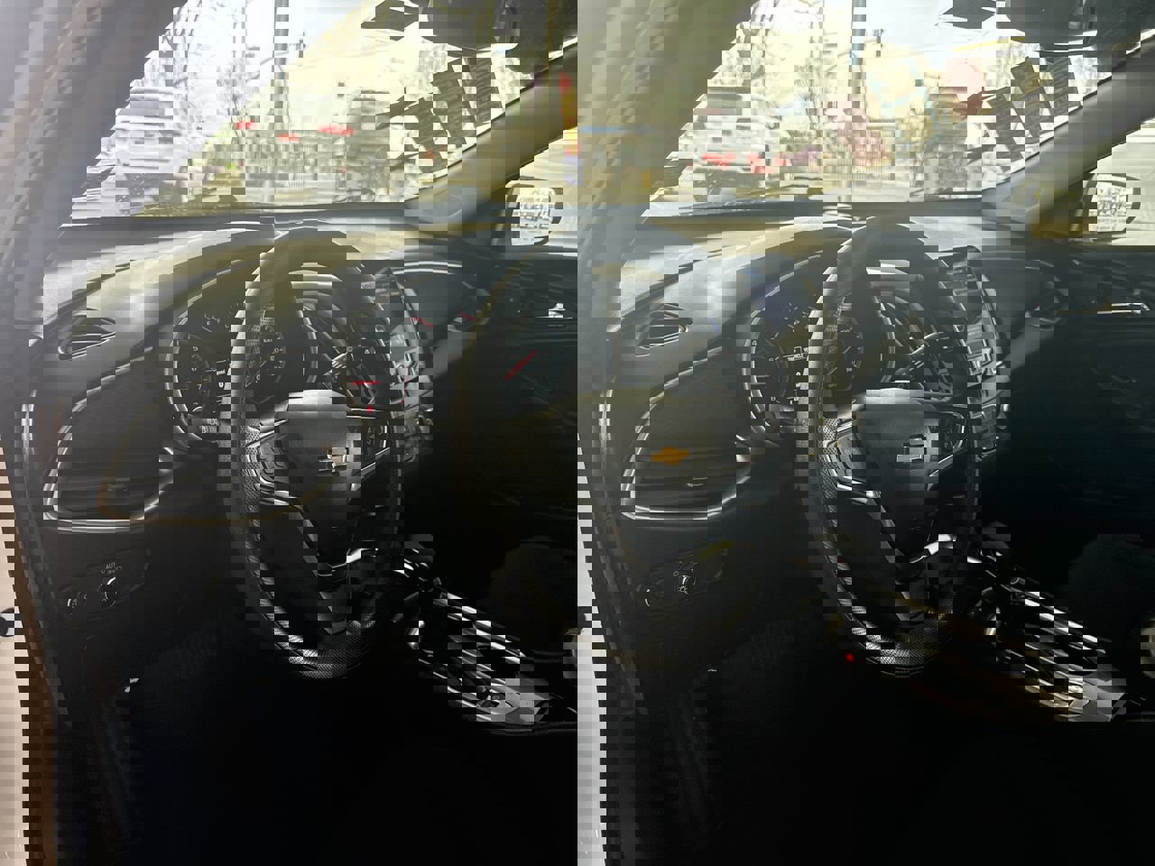 Used 2022 Chevrolet Malibu LT image 9