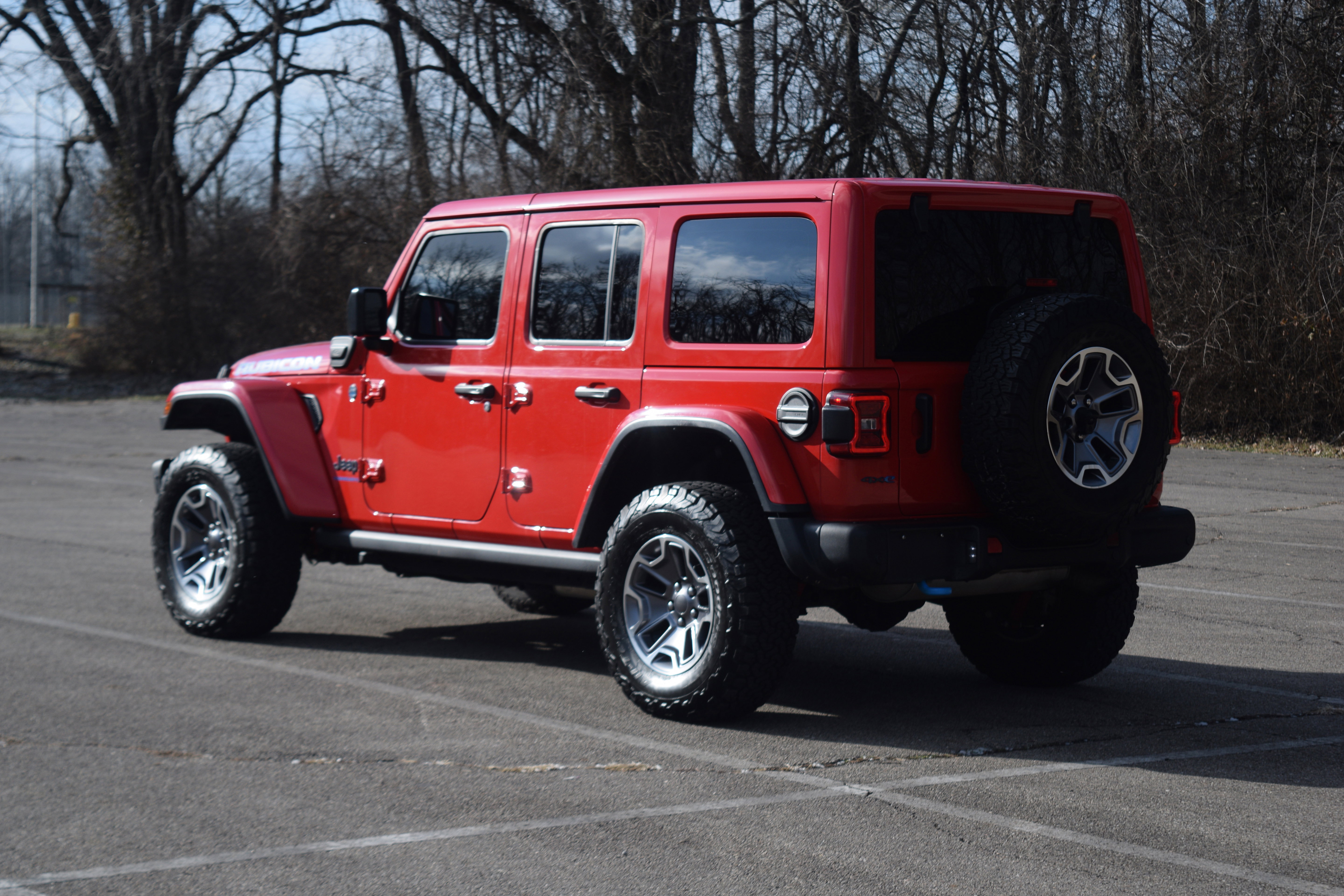 Used 2023 Jeep Wrangler Unlimited Rubicon 4xe w/ Steel Bumper Group image 23