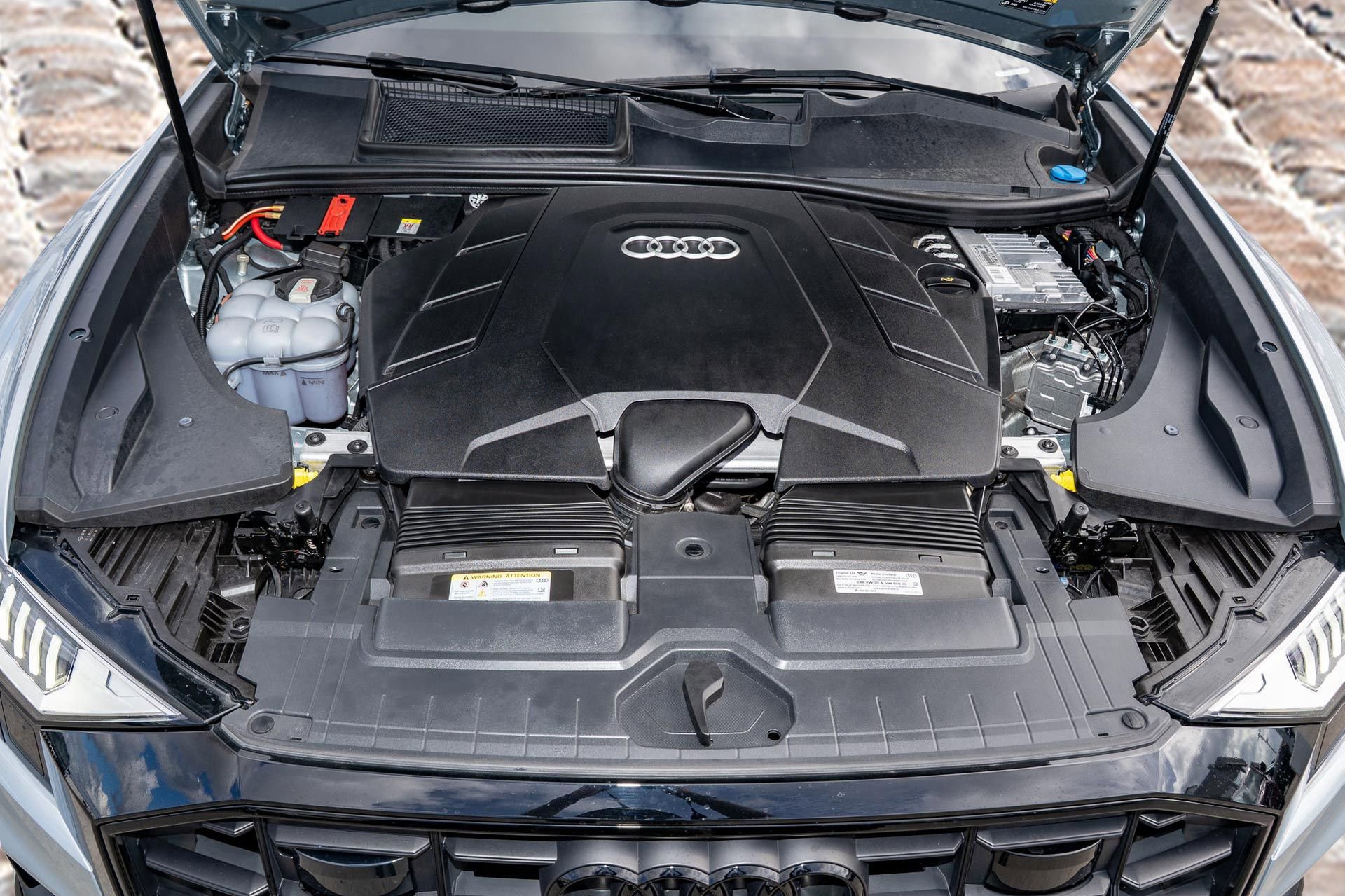 Used 2023 Audi Q8 Premium Plus w/ Premium Plus Package image 33