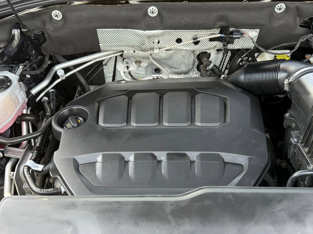 Used 2024 Volkswagen Atlas Cross Sport SE FWD image 28