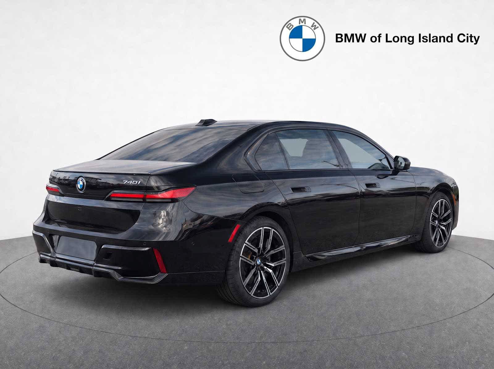 New 2026 BMW 740i xDrive w/ Premium Package AWD/4WD image 7