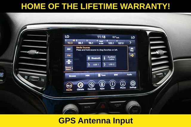 Used 2020 Jeep Grand Cherokee Altitude AWD/4WD image 23