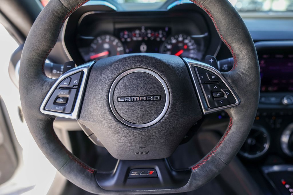 Used 2021 Chevrolet Camaro ZL1 image 14