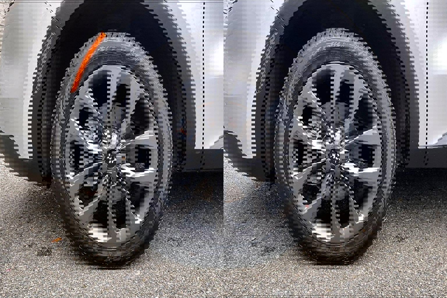 Used 2021 Kia Sorento EX w/ EX AWD X-Line Package image 8