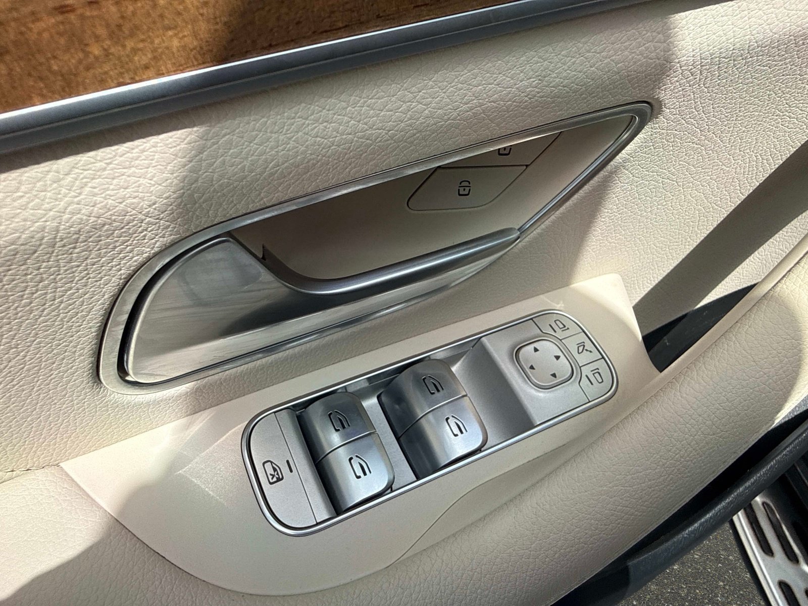 Used 2022 Mercedes-Benz GLE 350 image 18