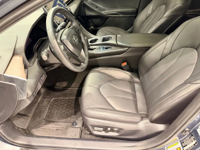 Used 2022 Toyota Avalon XLE w/ Moonroof Package image 22