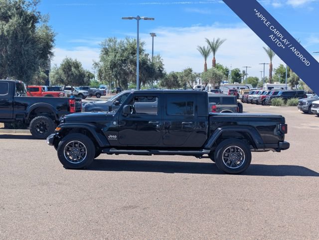Used 2023 Jeep Gladiator Overland w/ Trailer Tow Package AWD/4WD image 3