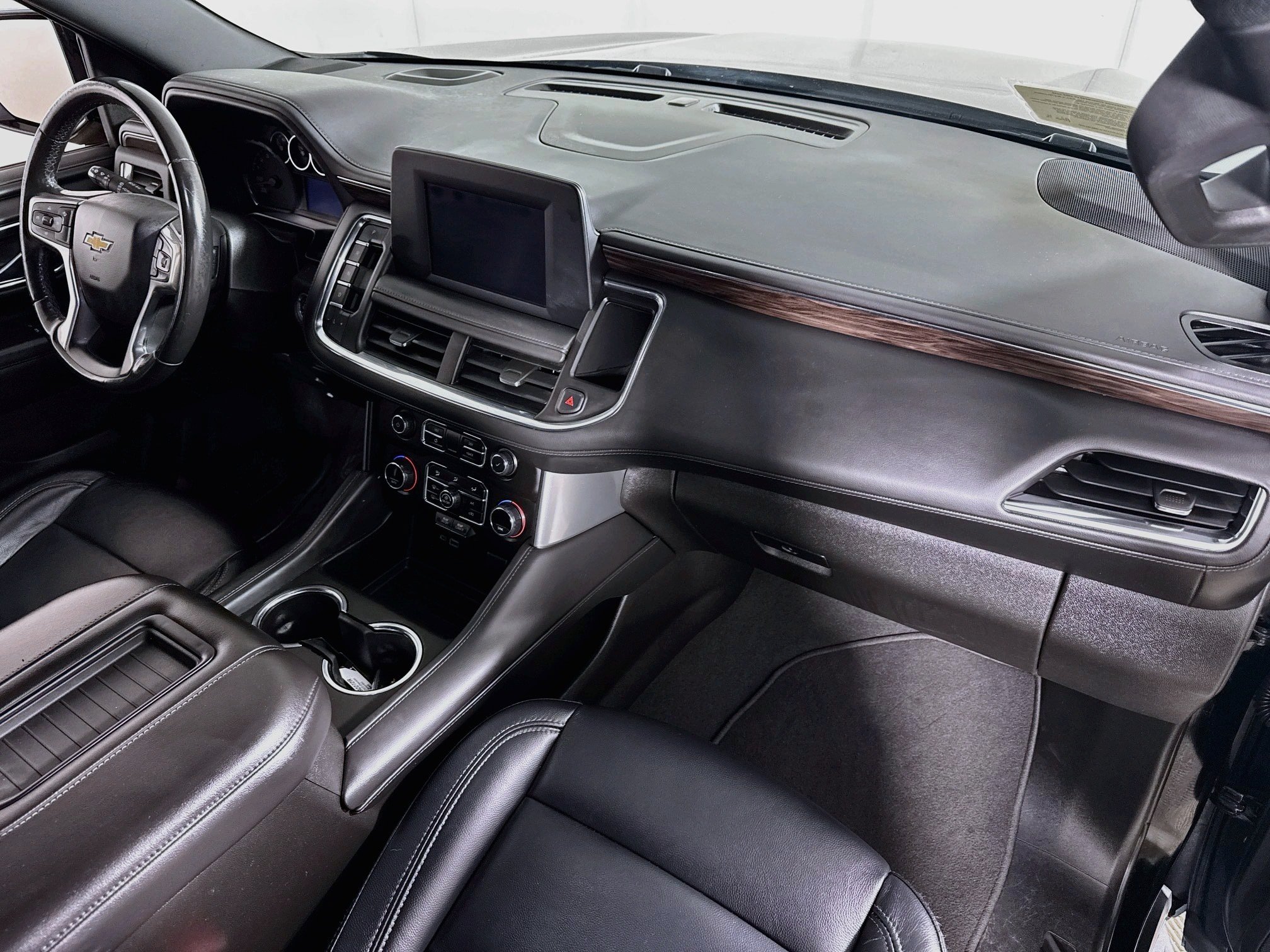 Used 2023 Chevrolet Suburban LS AWD/4WD image 28