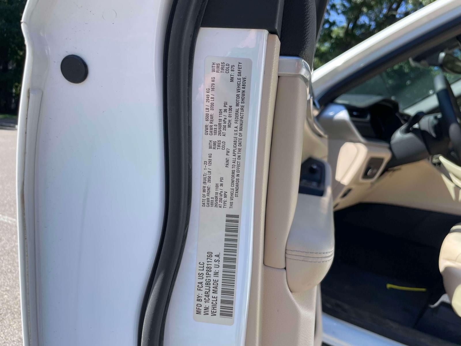 Used 2023 Jeep Grand Cherokee L Limited w/ Trailer Tow Group (B) RWD image 20