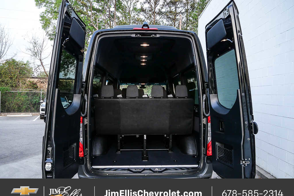 Used 2024 Mercedes-Benz Sprinter 2500 image 25
