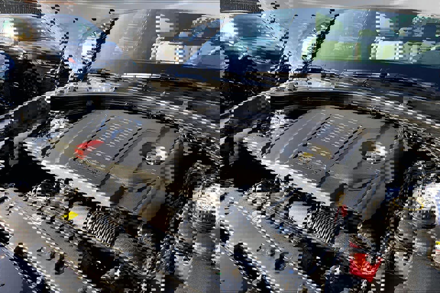 New 2026 Land Rover Range Rover Velar Dynamic SE image 32