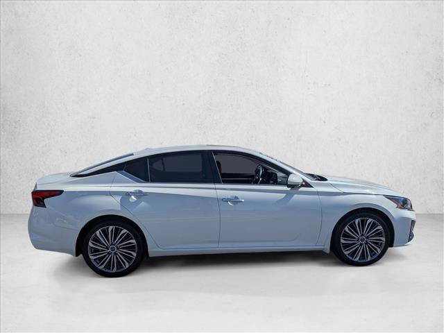 Used 2024 Nissan Altima 2.5 SL FWD image 4
