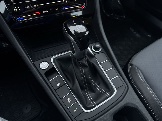 New 2026 Volkswagen Jetta SE image 16