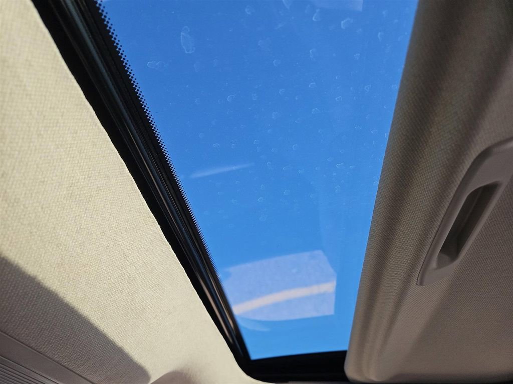 New 2026 Nissan Sentra SL w/ Floor Mat Package image 11