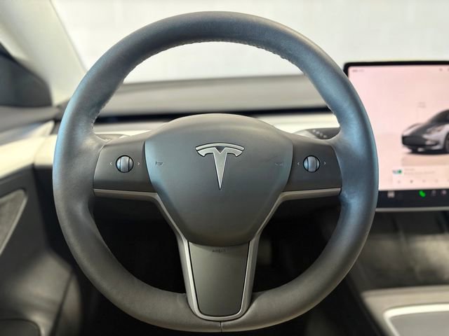 Used 2023 Tesla Model 3 Standard Range image 23