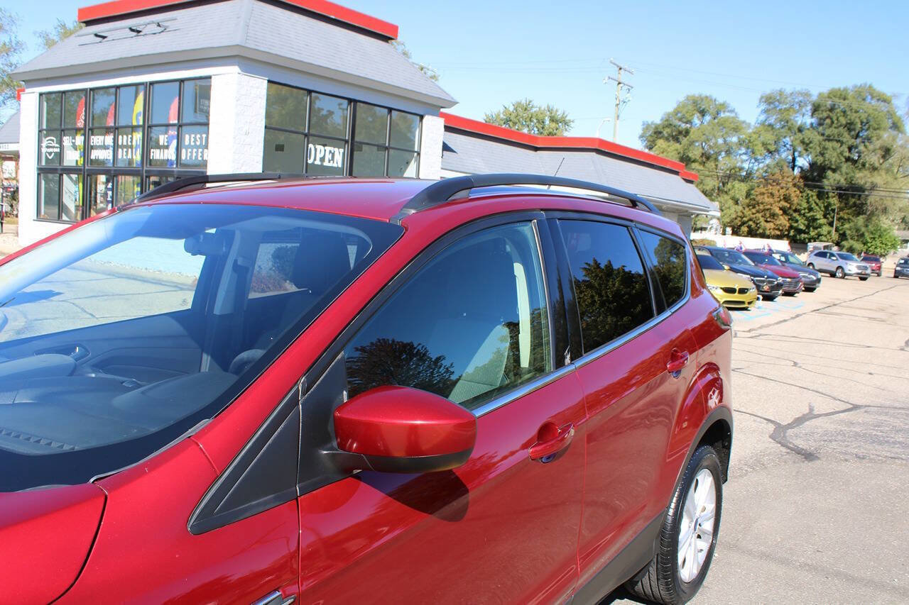 Used 2017 Ford Escape SE image 20