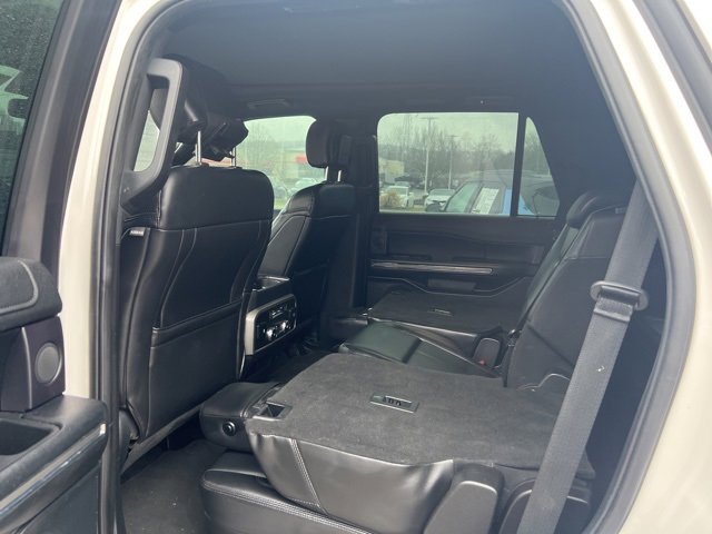 Used 2019 Ford Expedition XLT w/ Equipment Group 202A image 7