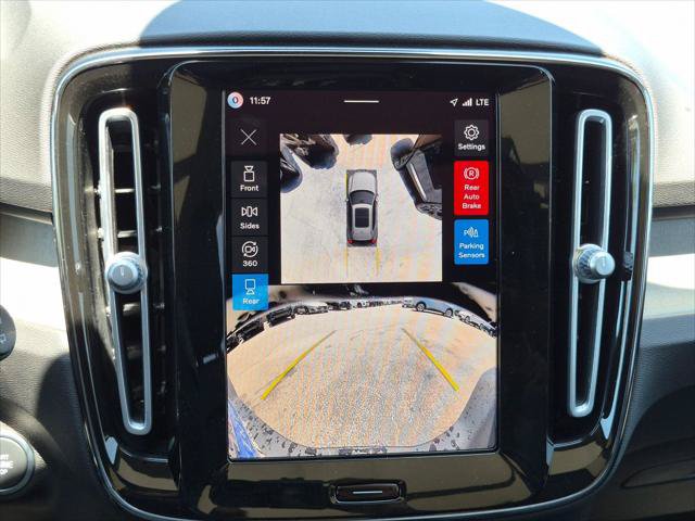 New 2026 Volvo XC40 B5 Ultra w/ Climate Package AWD/4WD image 10