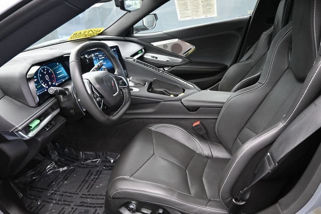 Used 2024 Chevrolet Corvette Stingray Preferred Conv w/ Z51 Performance Package RWD image 12