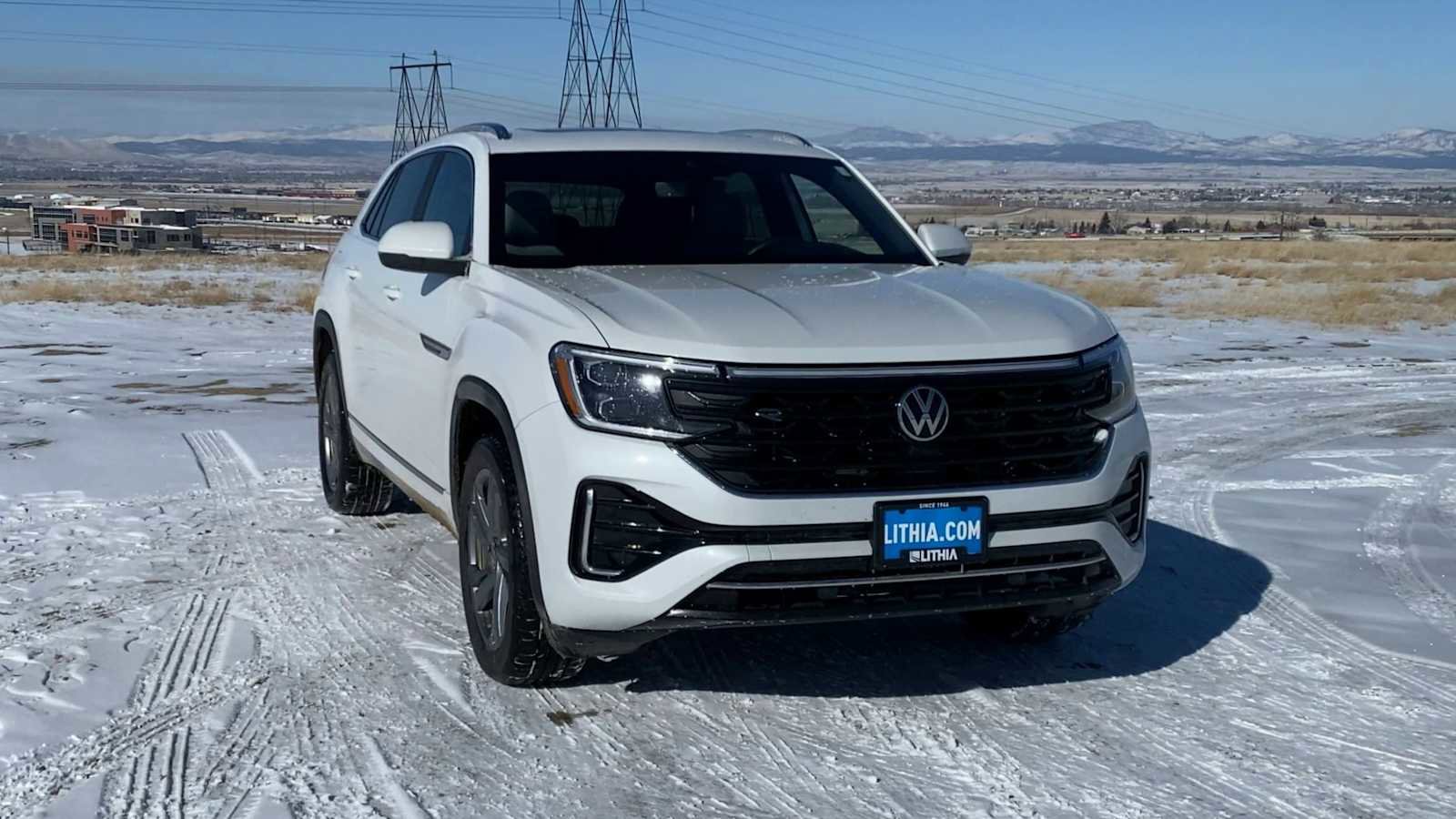 Used 2024 Volkswagen Atlas Cross Sport SEL R-Line image 3