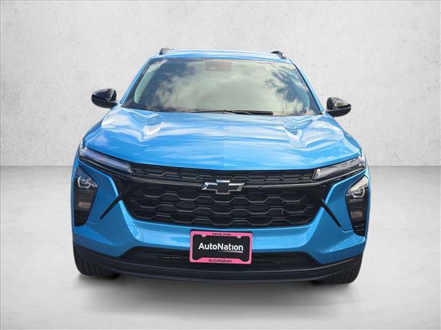 New 2026 Chevrolet Trax LT w/ Midnight Edition FWD image 6