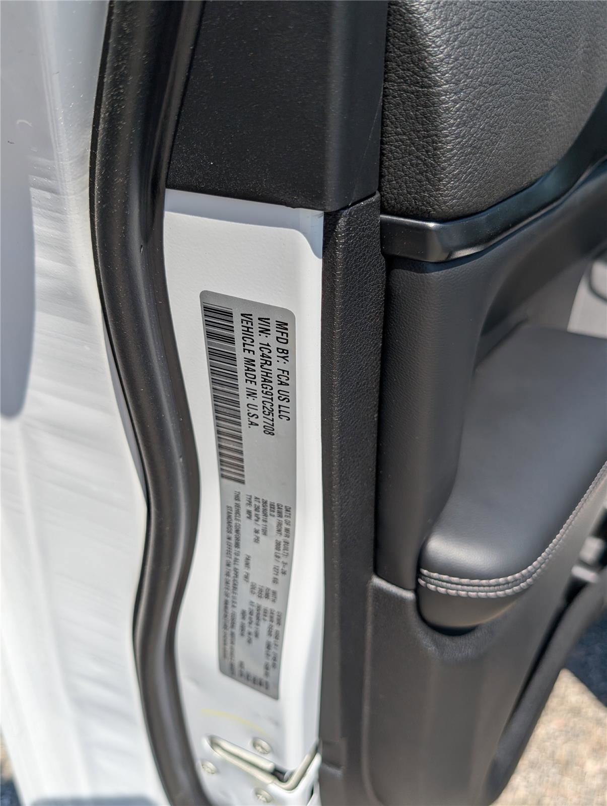 New 2026 Jeep Grand Cherokee Laredo AWD/4WD image 11
