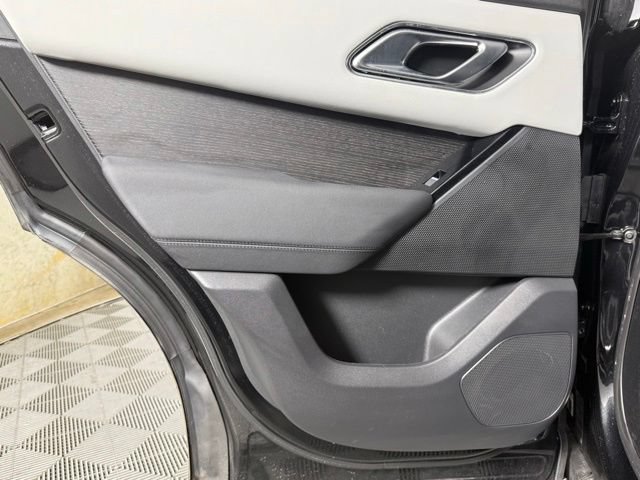 Used 2025 Land Rover Range Rover Velar Dynamic SE AWD/4WD image 23