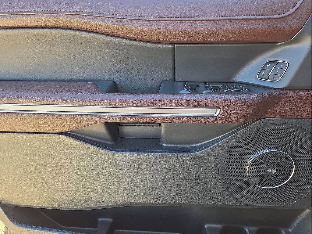 Used 2024 Ford Expedition Max Limited image 22