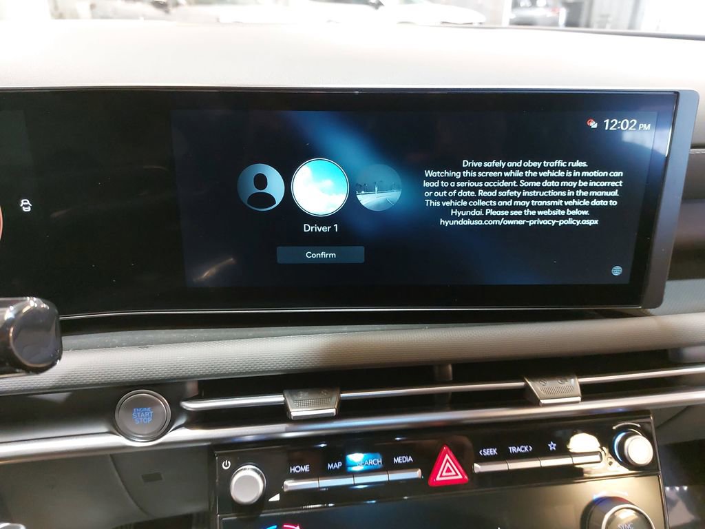 New 2026 Hyundai Tucson Blue SE image 20