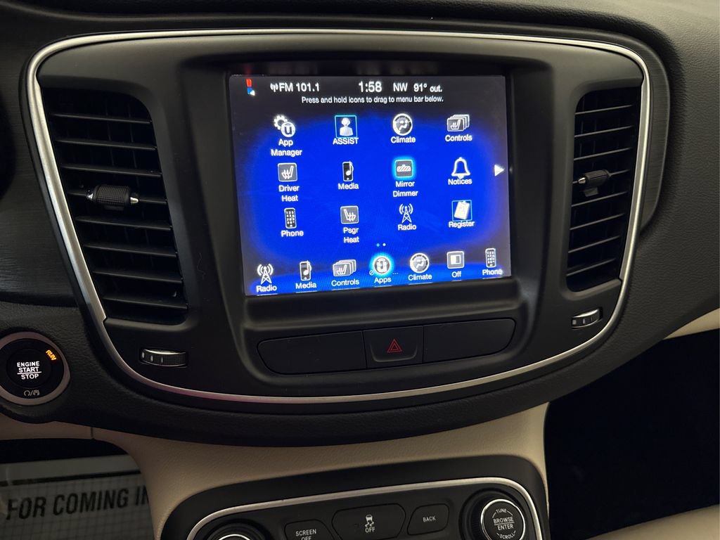 Used 2017 Chrysler 200 Limited Platinum FWD image 37