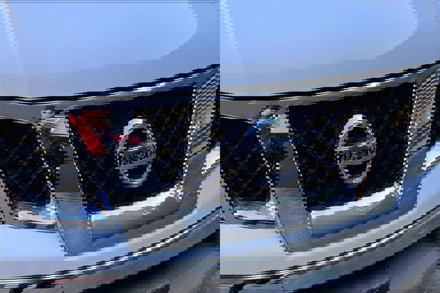 Used 2014 Nissan Frontier SL image 28