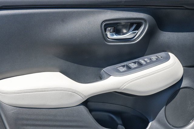 New 2026 Honda HR-V LX image 11