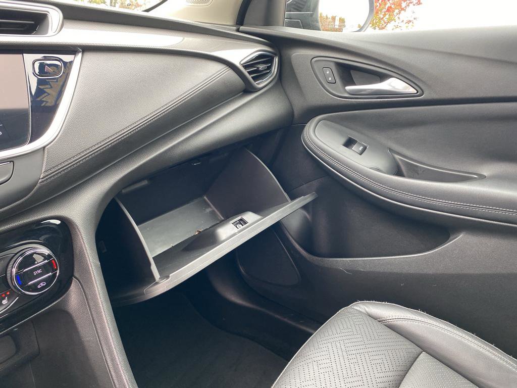 Used 2021 Buick Encore GX Essence w/ Experience Buick Package image 35