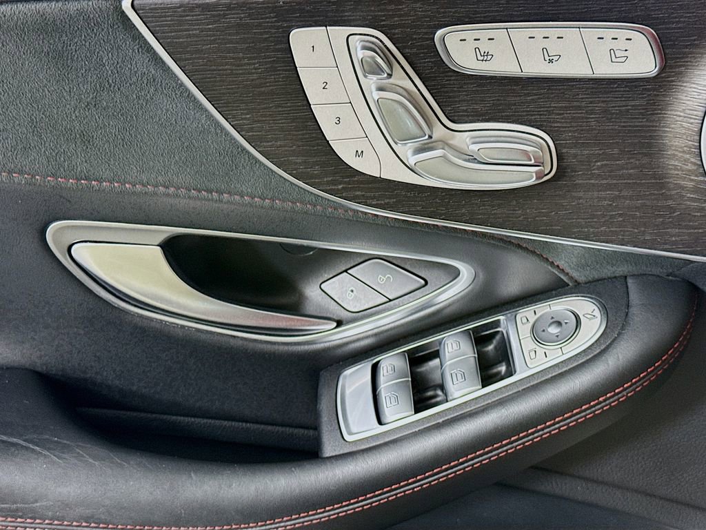 Used 2021 Mercedes-Benz C 63 AMG Cabriolet image 29