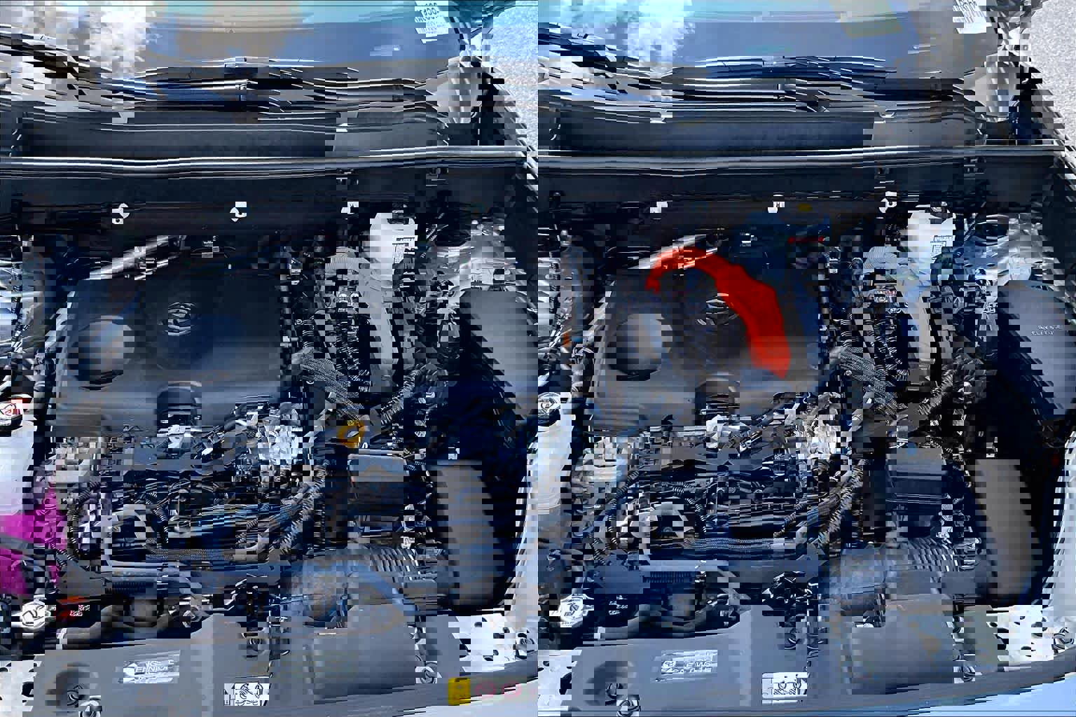 Used 2024 Toyota RAV4 SE w/ Convenience Package image 32