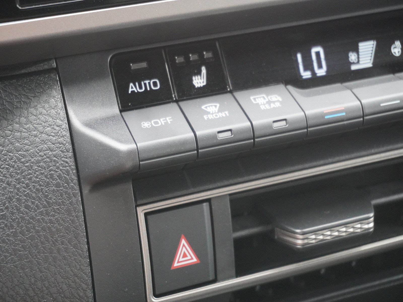 Used 2025 Toyota Camry SE w/ Multimedia Upgrade Package FWD image 25
