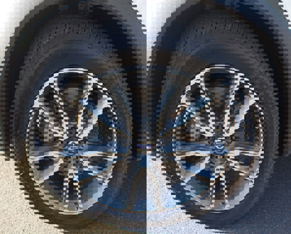 Used 2017 Volvo V60 T5 Cross Country w/ Convenience Package image 25