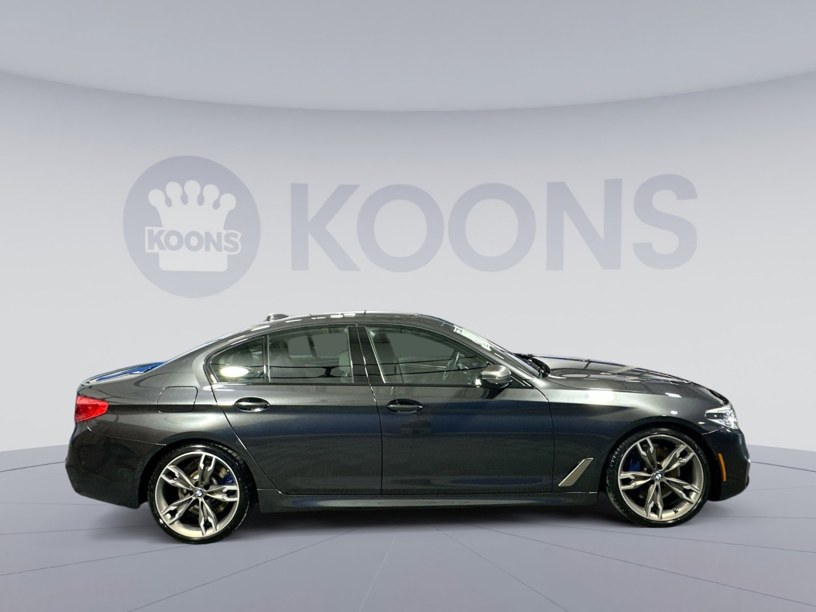 Used 2020 BMW M550i xDrive image 8