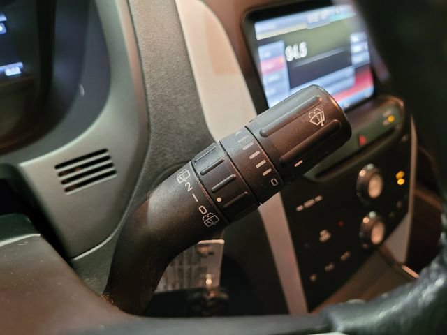 Used 2015 Ford Explorer XLT w/ Equipment Group 201A image 40