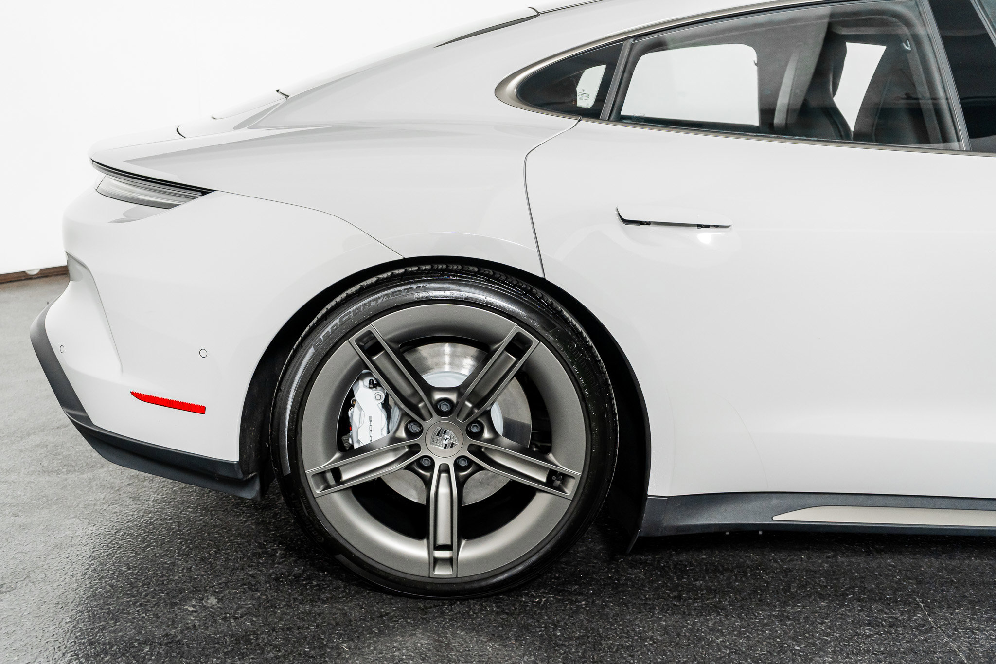 Used 2025 Porsche Taycan Turbo w/ Premium Package image 8