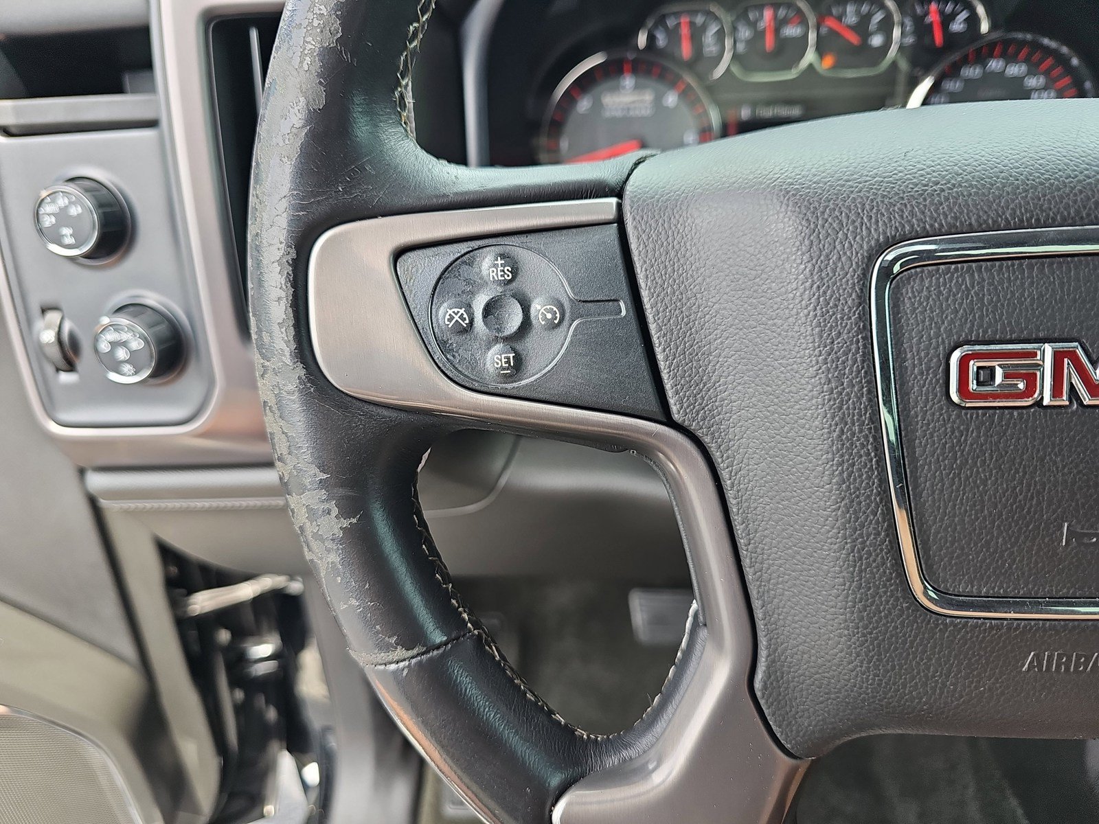 Used 2015 GMC Sierra 1500 SLE w/ All-Terrain Package AWD/4WD image 17