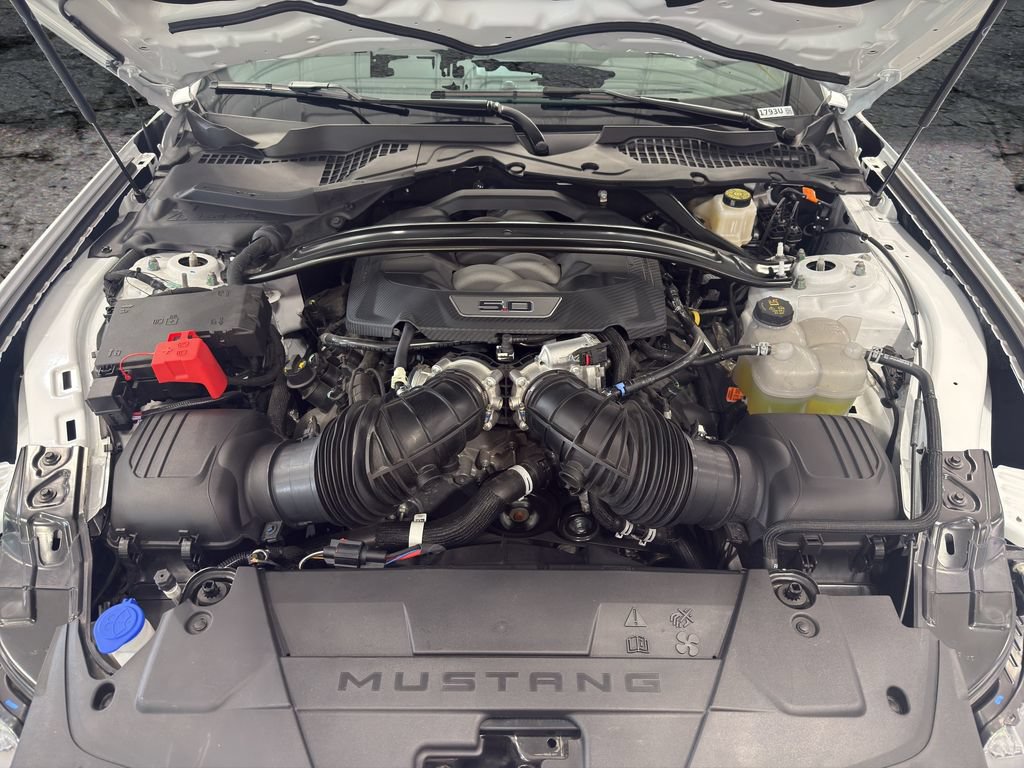 Used 2025 Ford Mustang GT Premium w/ GT Performance Package RWD image 20