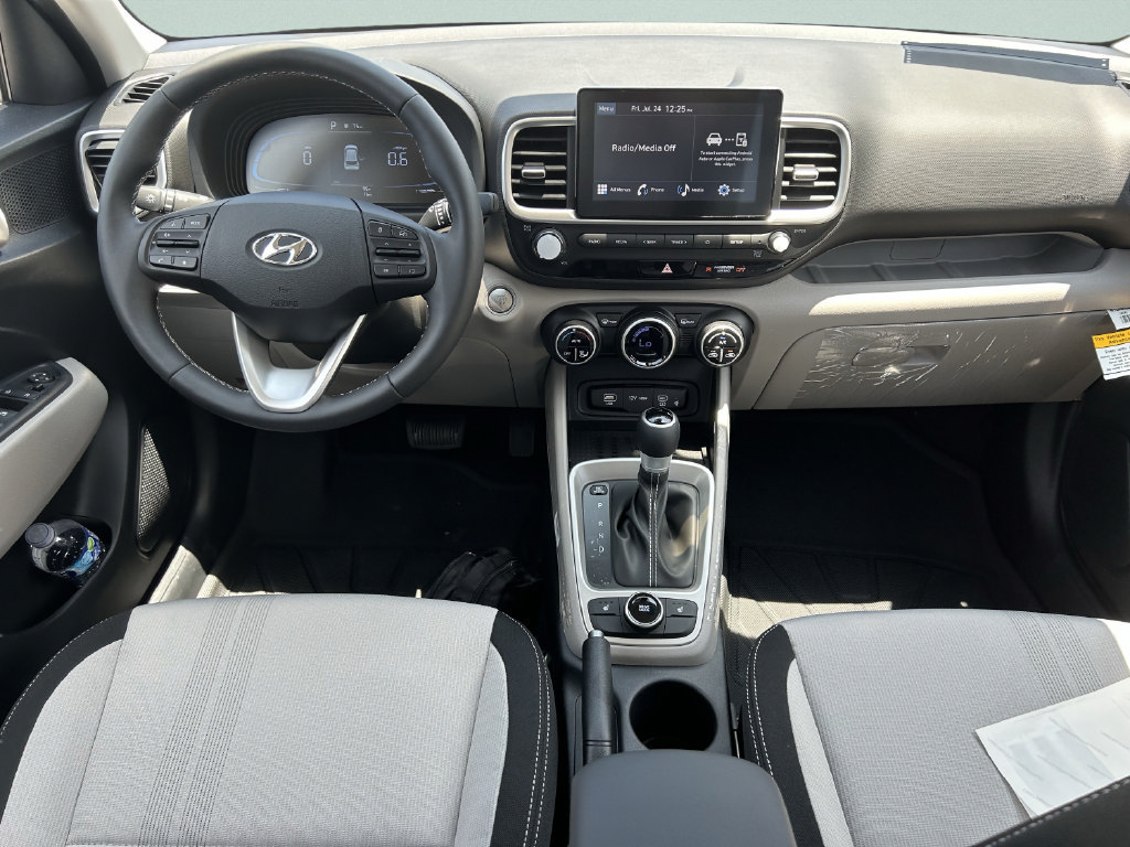 New 2026 Hyundai Venue SEL FWD image 17