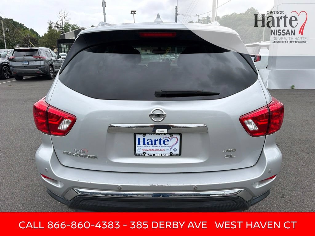 Used 2020 Nissan Pathfinder SL AWD/4WD image 6