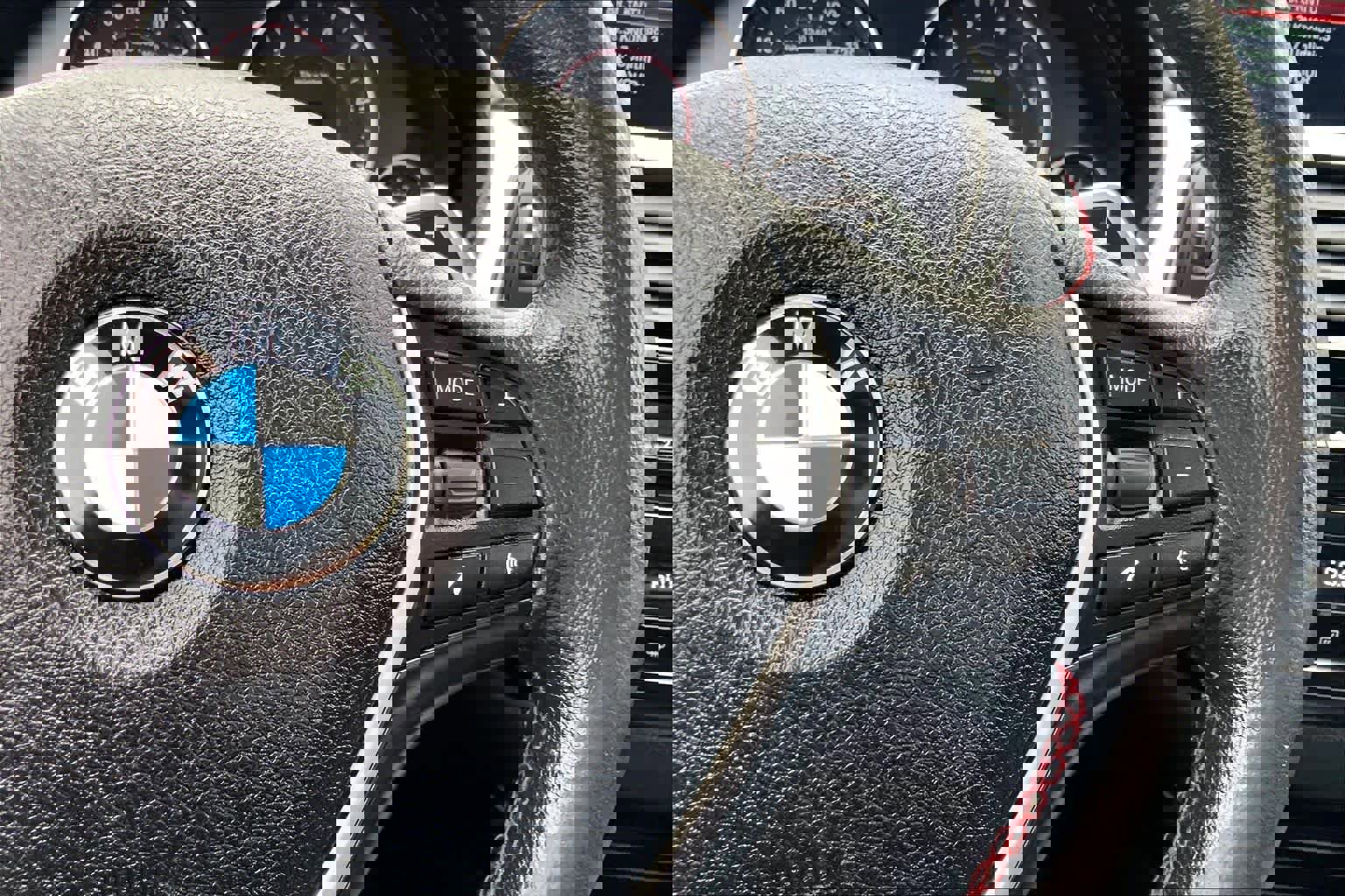 Used 2016 BMW 335i Gran Turismo xDrive image 25