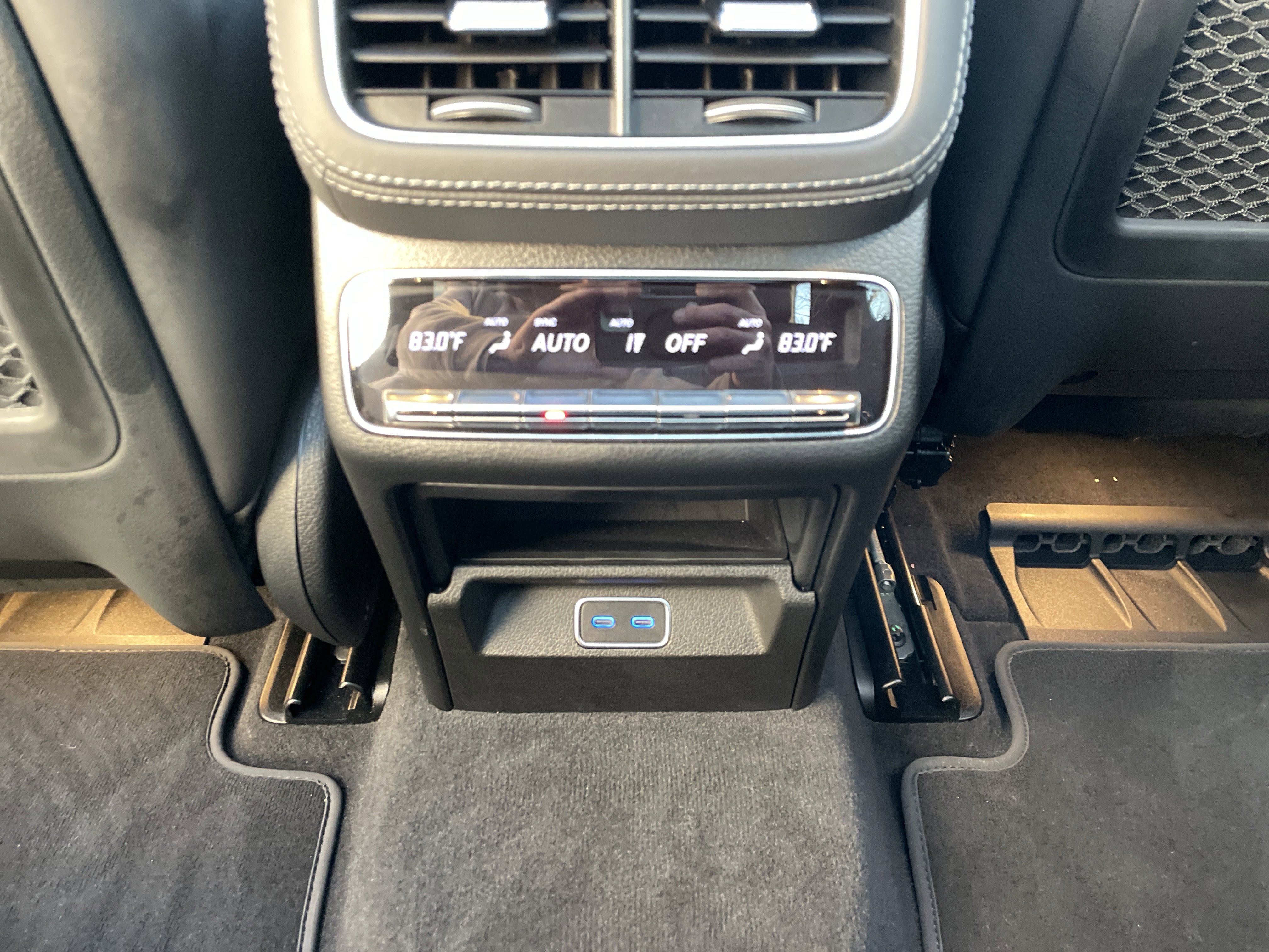 Certified 2024 Mercedes-Benz GLE 53 AMG 4MATIC image 40