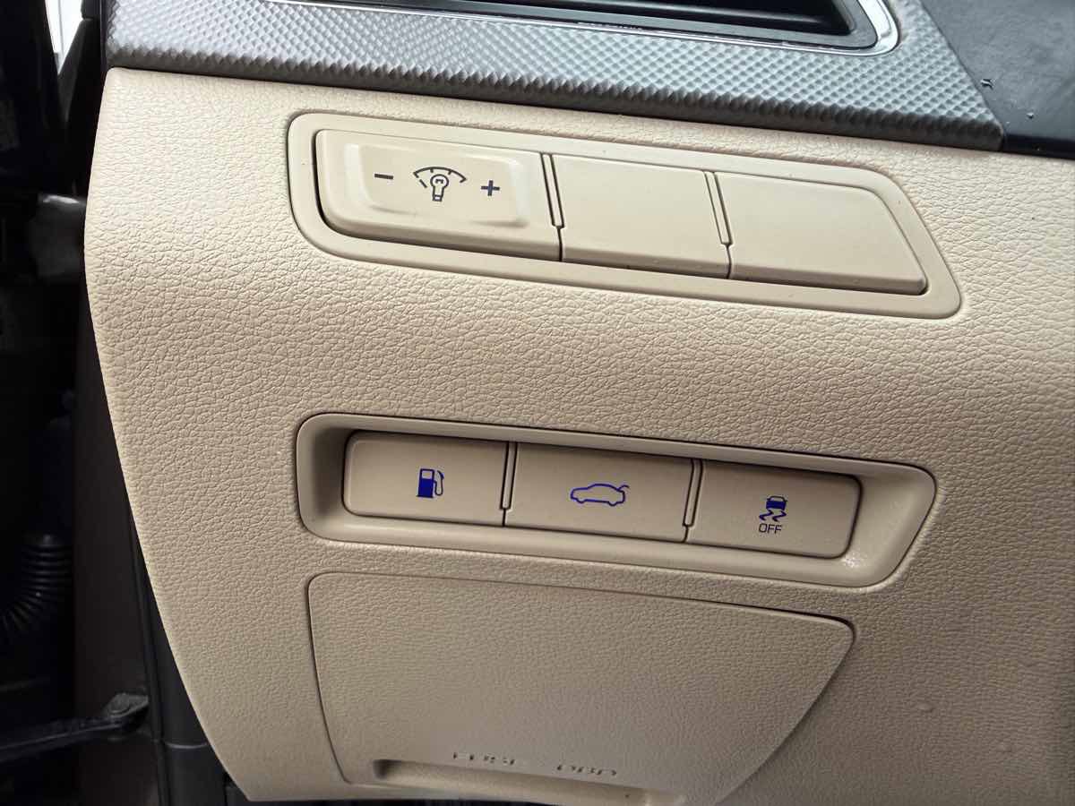 Used 2017 Hyundai Sonata SE image 22