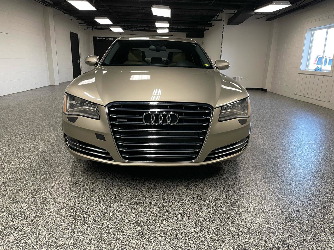Used 2011 Audi A8 4.2 image 9