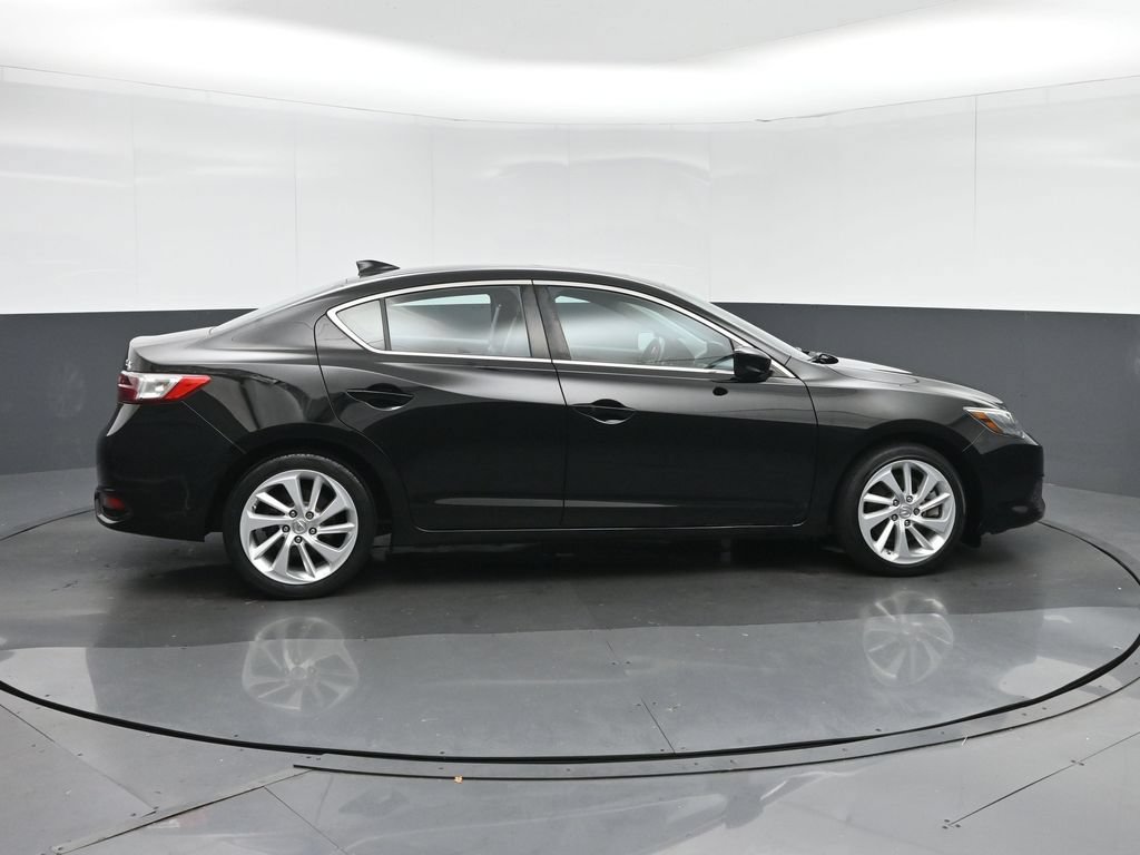 Used 2018 Acura ILX FWD image 8