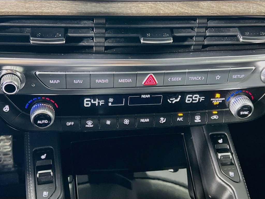 Certified 2021 Kia Telluride SX w/ SX Prestige Package AWD/4WD image 17
